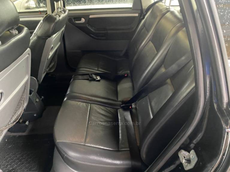 CHEVROLET - MERIVA - 2010/2010 - Preta - R$ 25.900,00